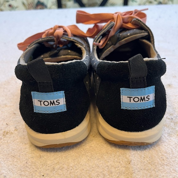 Toms Polka Dot Sneakers - Picture 3 of 3